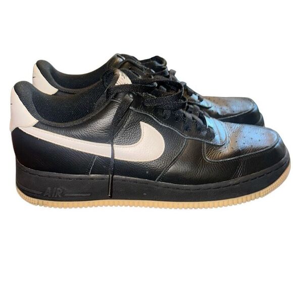 Nike Air Force 1 Low size men’s 10.5 Sneaker Black White gum sole - Picture 6 of 7